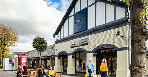 Cheshire Oaks Designer Outlet .